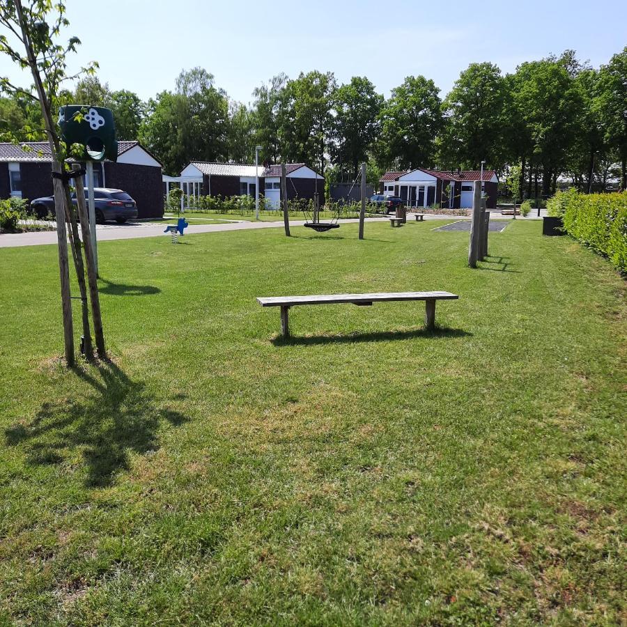 Seestern - Ferienhaus Am Quendorfer See Schuttorf Bagian luar foto